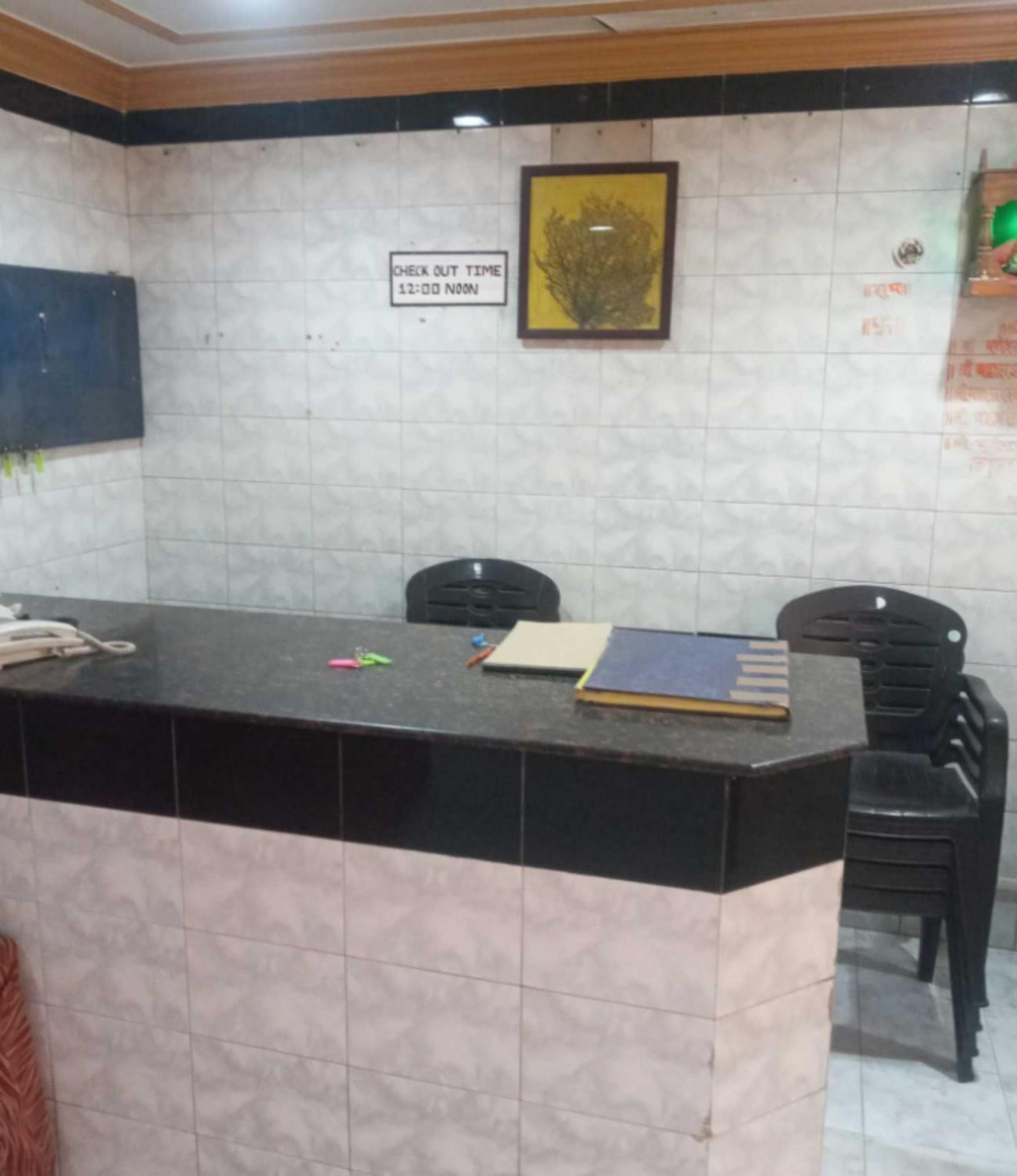 Grg Shanti Guest House Varanasi Near Manikarnika Ghat Exterior foto