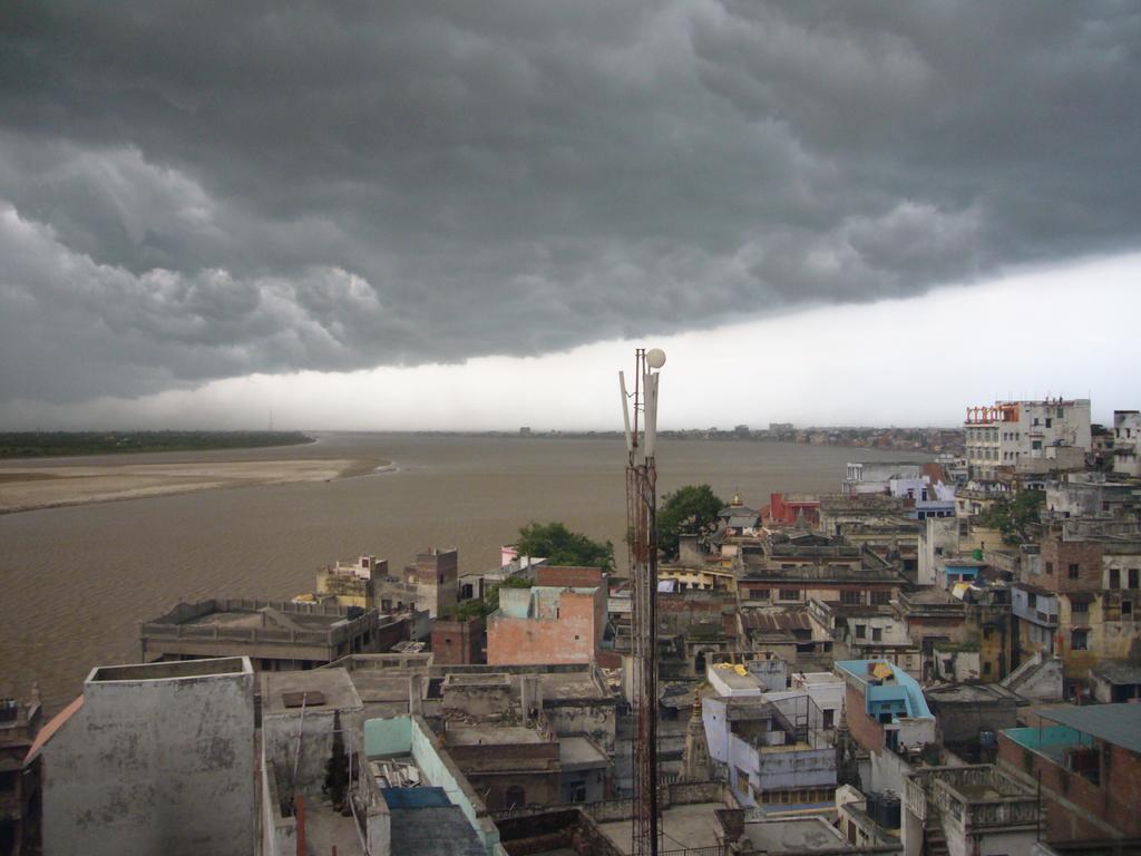 Grg Shanti Guest House Varanasi Near Manikarnika Ghat Exterior foto